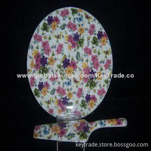Fine Porcelain Cake Plate in Round-shaped with Decal Designs